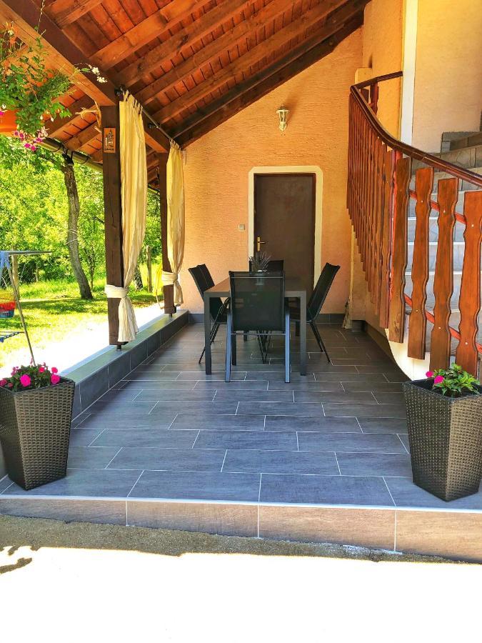 Apartment Michaela Slunj Zewnętrze zdjęcie