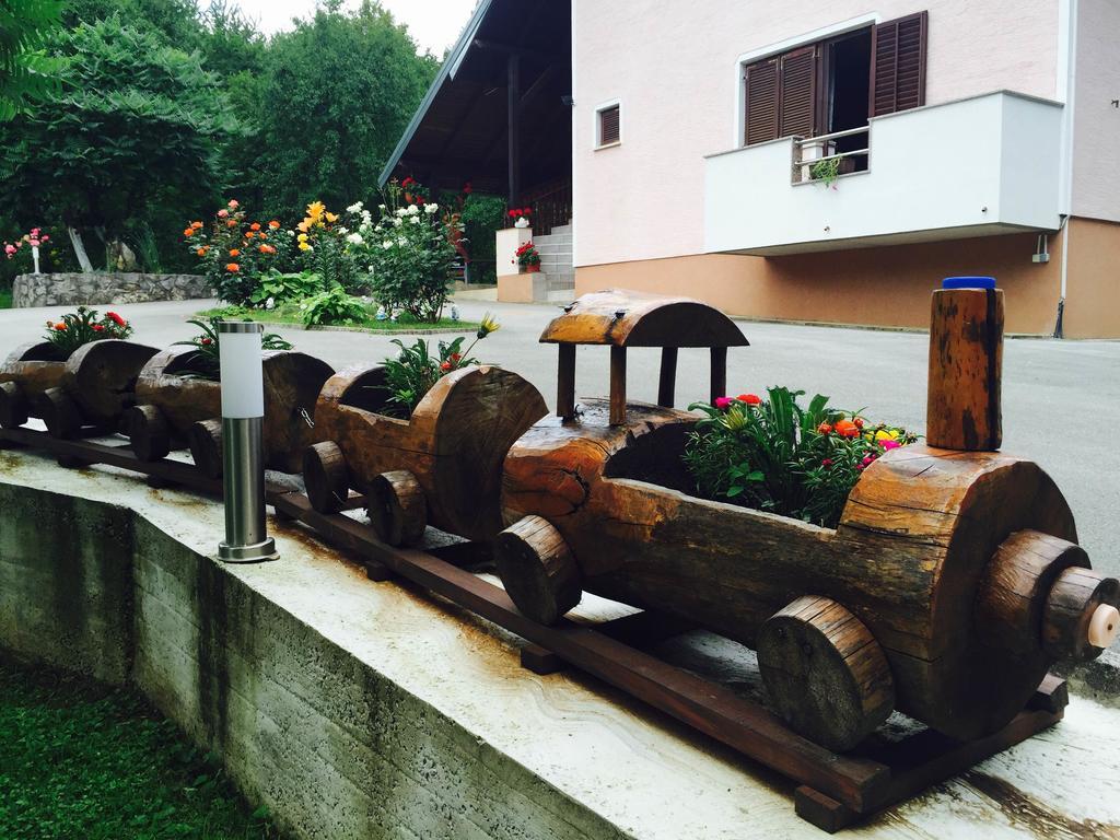 Apartment Michaela Slunj Zewnętrze zdjęcie